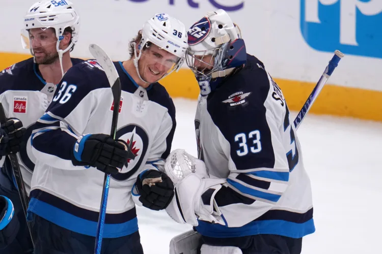 Jets Edge Penguins 3-2 As Cole Perfetti Scores Nine Seconds After Tying Goal